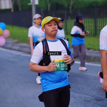 Runner Photo 3384880