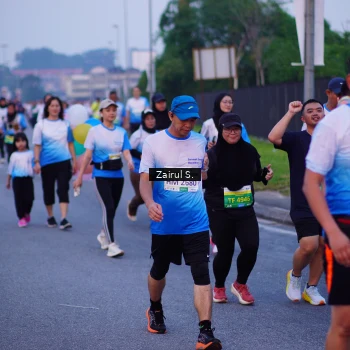 Runner Photo 3384884