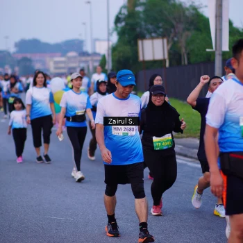 Runner Photo 3384887
