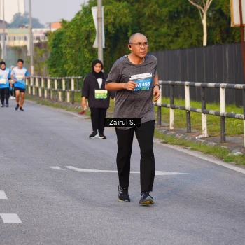 Runner Photo 3385016