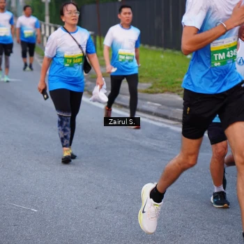 Runner Photo 3385079