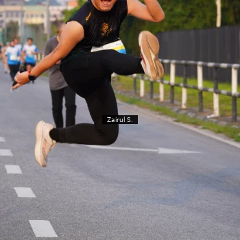 Runner Photo 3385202