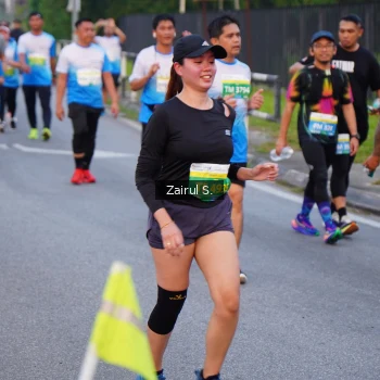 Runner Photo 3385570
