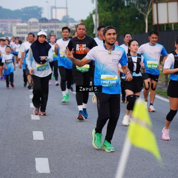Runner Photo 3385623