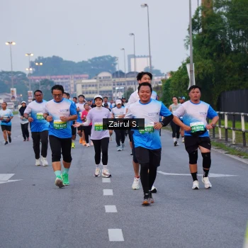 Runner Photo 3385646