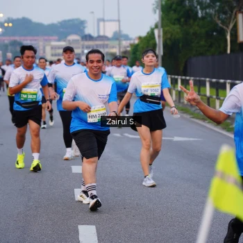 Runner Photo 3385665