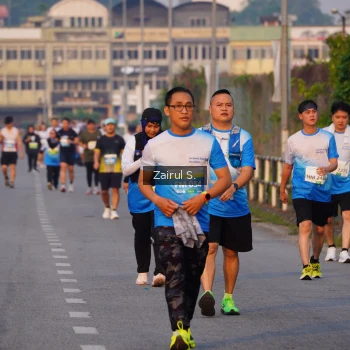 Runner Photo 3386002