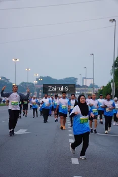 Runner Photo 3386078