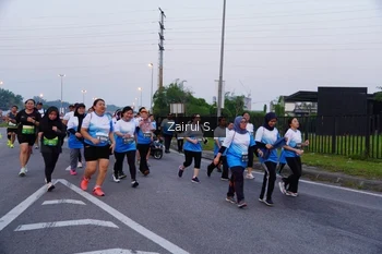 Runner Photo 3386536