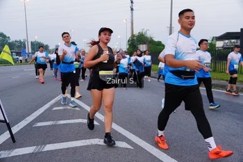 Runner Photo 3386550