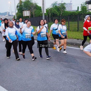 Runner Photo 3386596