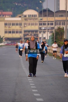 Runner Photo 3386604