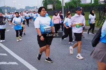Runner Photo 3386642