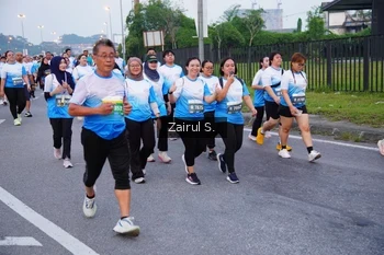 Runner Photo 3386648