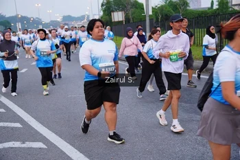 Runner Photo 3386651