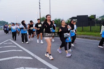 Runner Photo 3386683