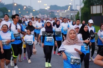 Runner Photo 3386692