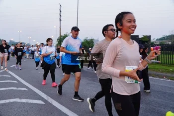 Runner Photo 3386696