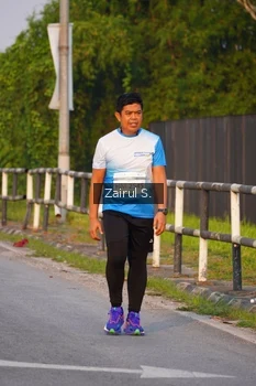 Runner Photo 3386718