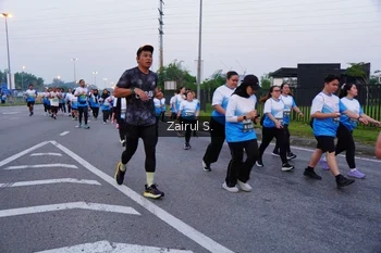 Runner Photo 3386725