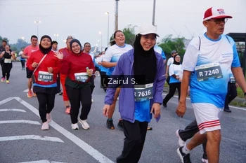 Runner Photo 3386735