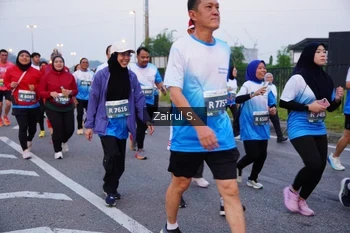 Runner Photo 3386738