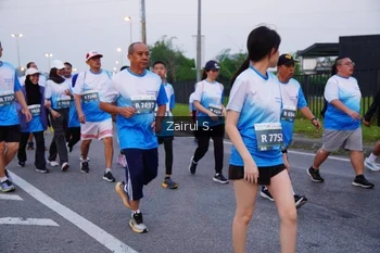 Runner Photo 3386742