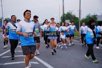 Runner Photo 3386758