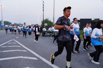 Runner Photo 3386771