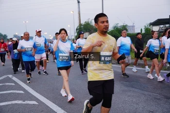 Runner Photo 3386781