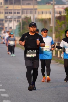 Runner Photo 3386798
