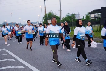Runner Photo 3386811