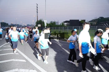 Runner Photo 3386813