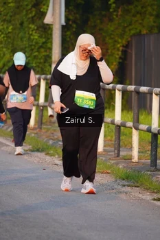 Runner Photo 3386816