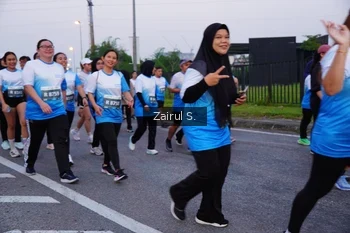 Runner Photo 3386837