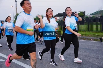 Runner Photo 3386840