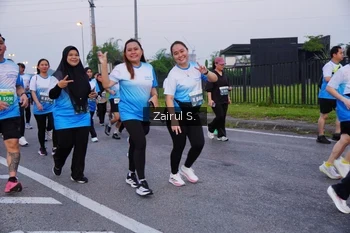 Runner Photo 3386841