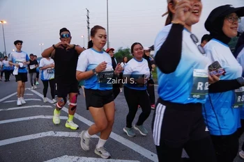 Runner Photo 3386845