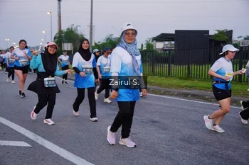 Runner Photo 3386865
