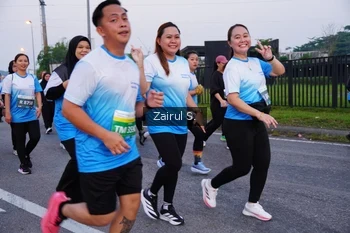 Runner Photo 3386883