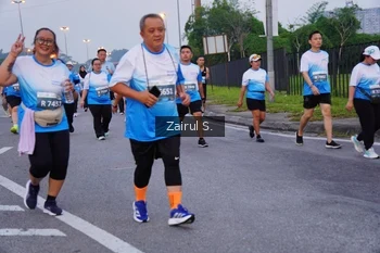 Runner Photo 3386898