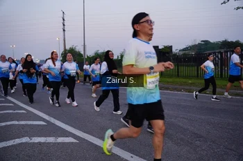 Runner Photo 3386905