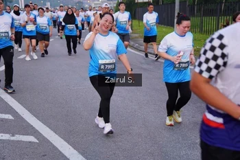 Runner Photo 3386915