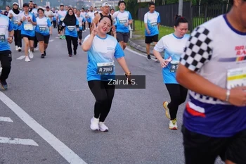 Runner Photo 3386917