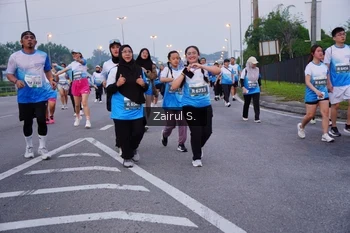 Runner Photo 3386939