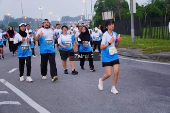 Runner Photo 3386957