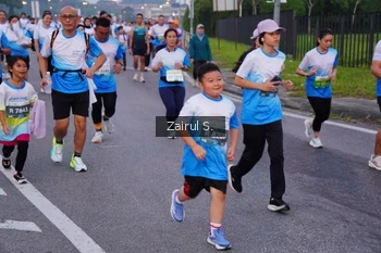 Runner Photo 3386977