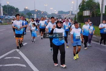 Runner Photo 3386994