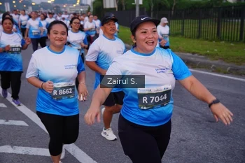 Runner Photo 3387020