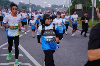 Runner Photo 3387021